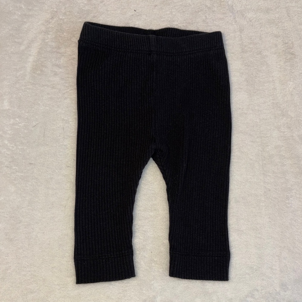 (3 for $10) old navy Black Ribbed Knit leggings